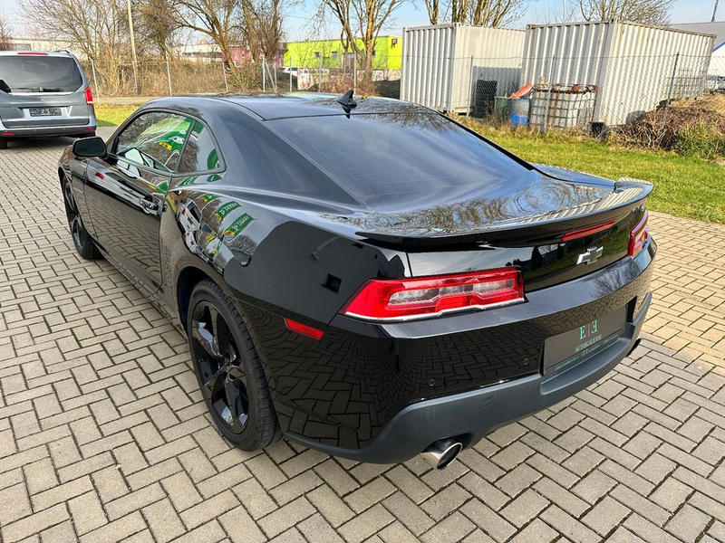 Chevrolet Camaro Coupe 5.7 V8