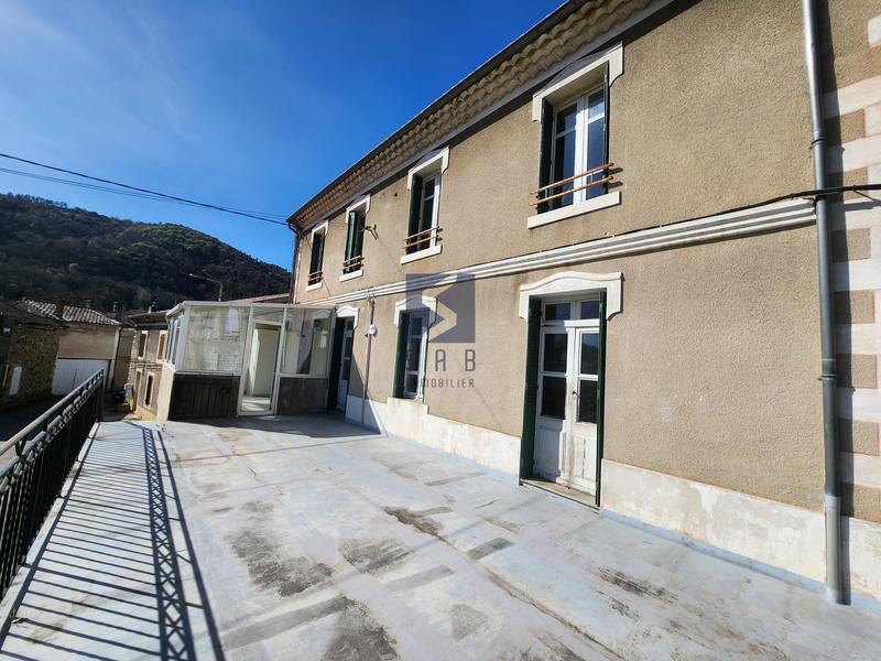 Maison - 120 m² - 5 pièces