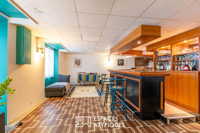 Maison - 220 m² - 6 pièces