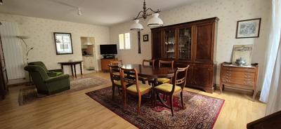 Maison - 128 m² - 7 pièces