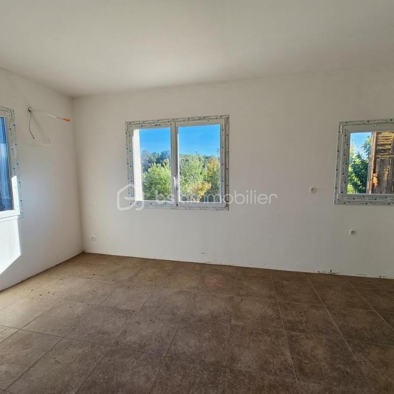 Maison jumelée - 300 m² - 9 pièces