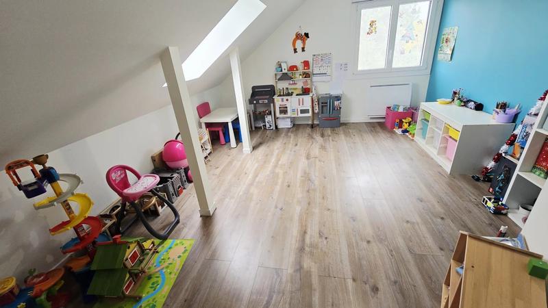 Maison - 170 m² - 5 pièces