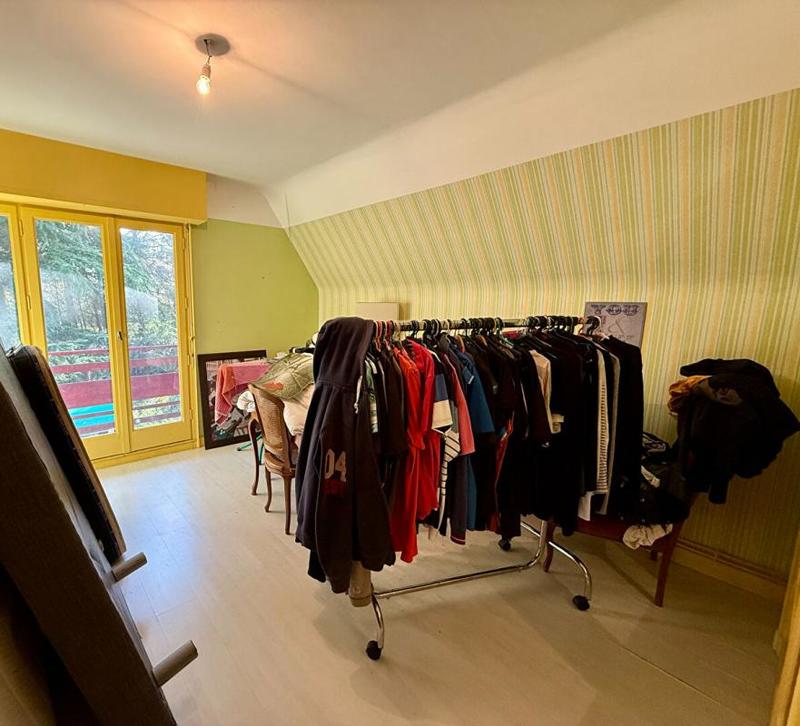 Maison - 198 m² - 6 pièces