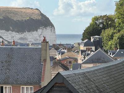 Maison - 166 m² - 7 pièces