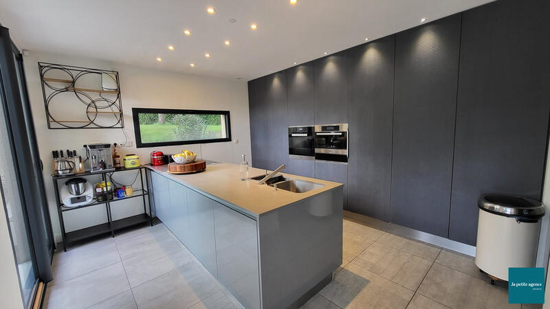 Villa - 174 m² - 5 pièces