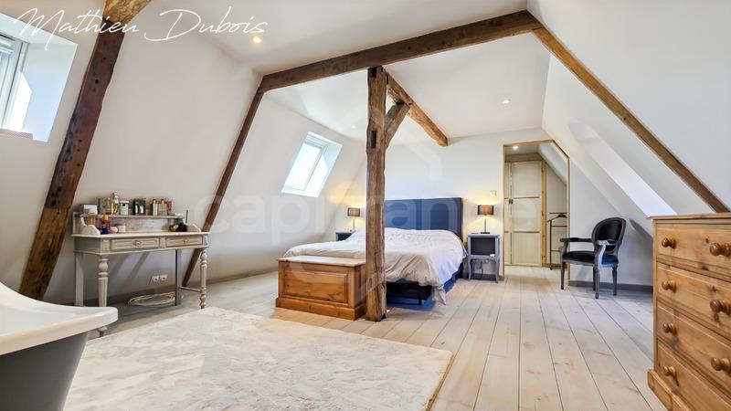 Propriété - 271 m² - 12 pièces