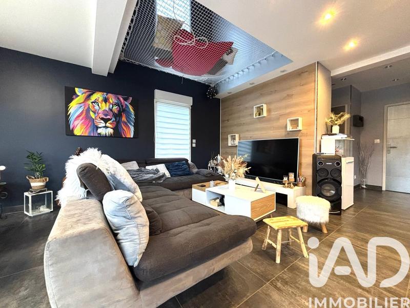 Maison - 140 m² - 5 pièces