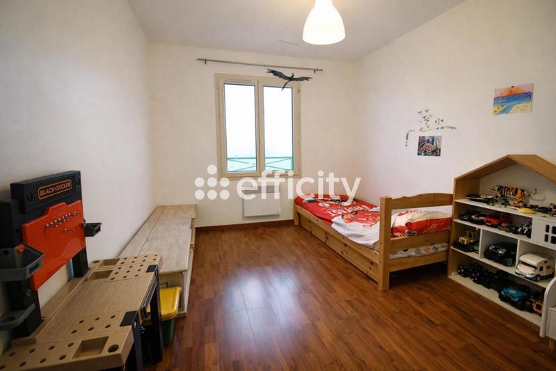 Villa - 146 m² - 8 pièces