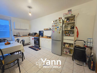 Maison - 350 m² - 11 pièces