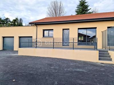 Maison - 80 m² - 1 pièce