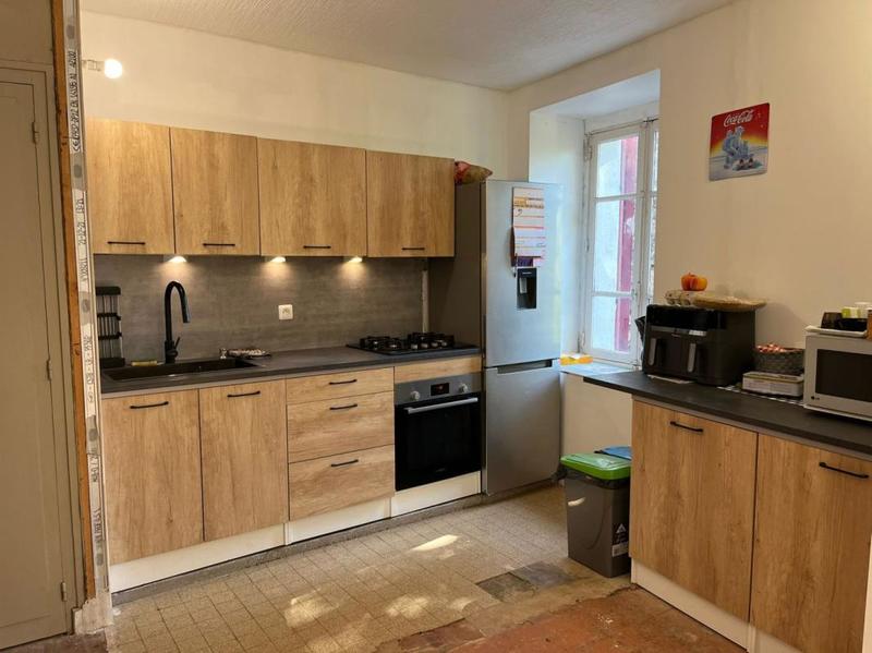 Maison - 93 m² - 5 pièces