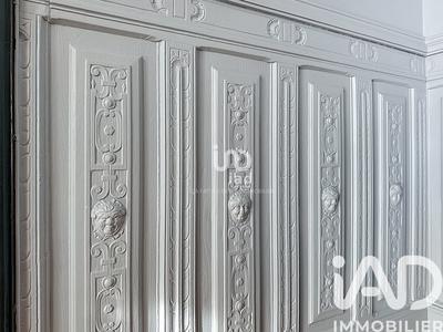 Maison - 210 m² - 8 pièces