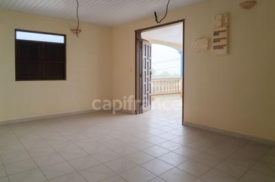 Appartement - 647 m² - 23 pièces