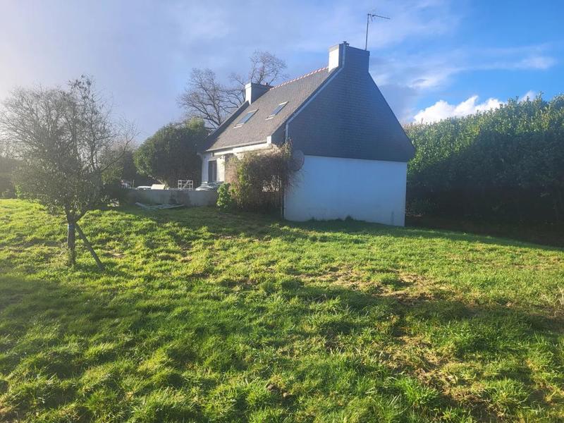 Maison - 79 m² - 6 pièces