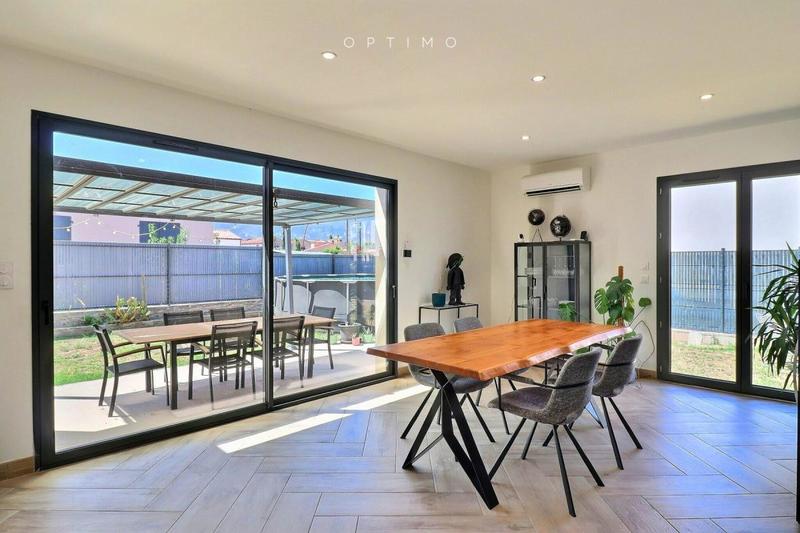 Villa - 101 m² - 4 pièces