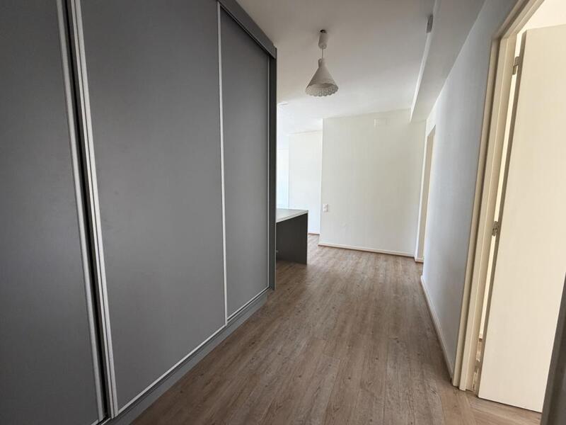 Appartement - 83 m² - 3 pièces