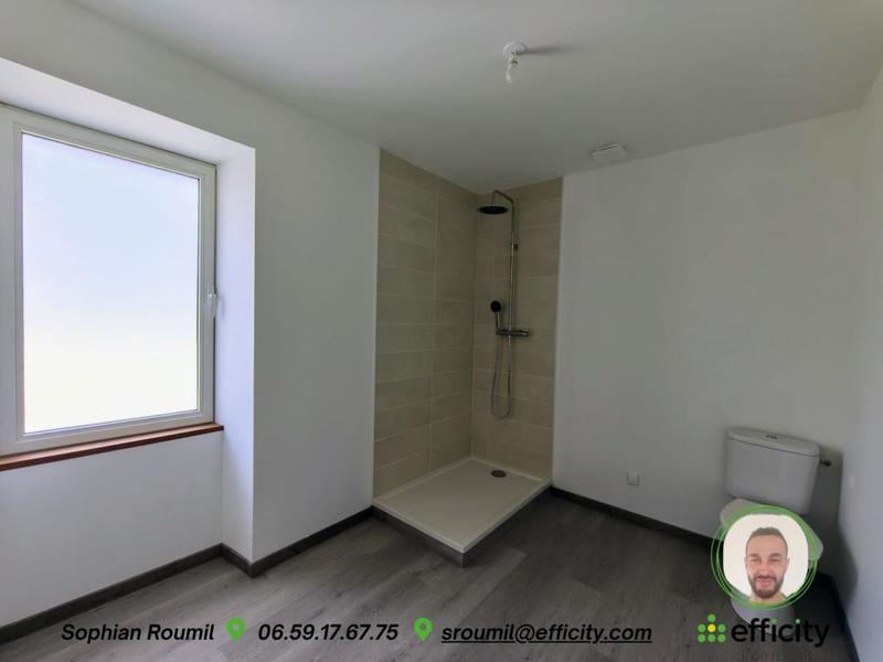 Maison - 181 m² - 6 pièces