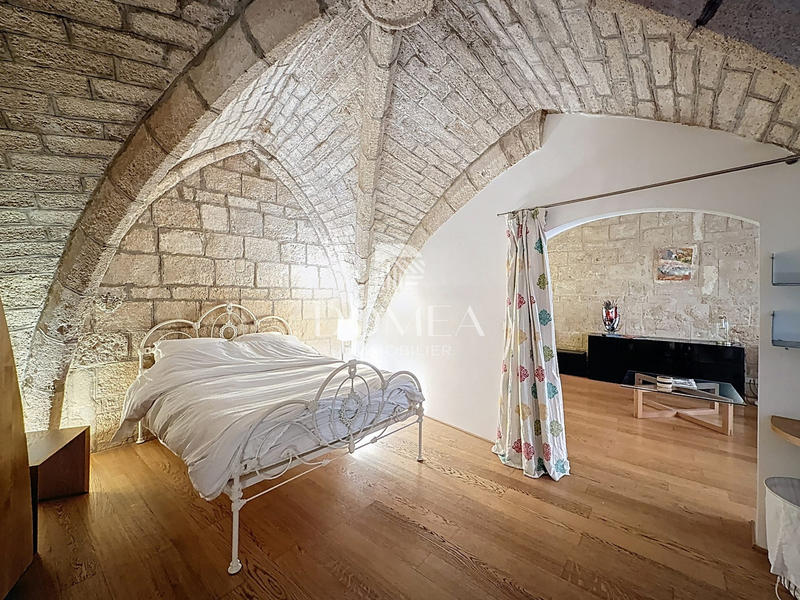 Appartement - 81 m² - 3 pièces