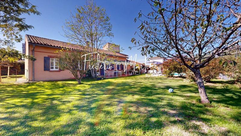 Maison - 205 m² - 8 pièces