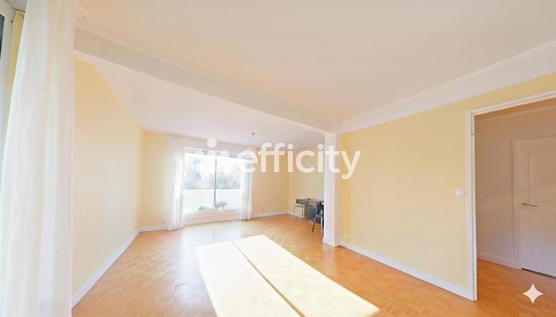 Appartement - 95 m² - 4 pièces