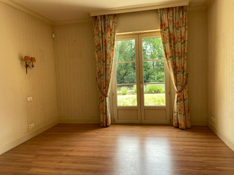 Maison - 229 m² - 6 pièces