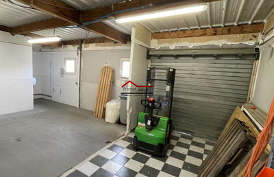 Local commercial - 576 m²