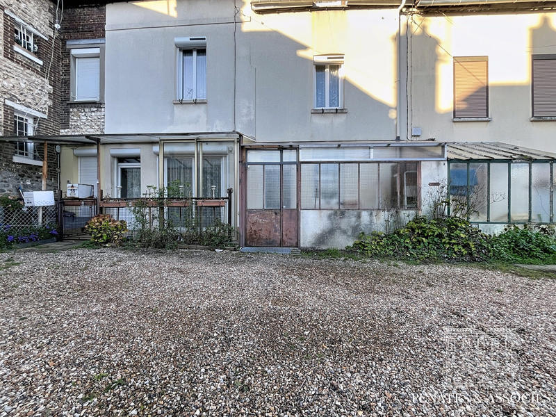 Maison - 115 m² - 4 pièces