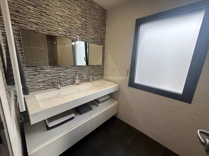 Maison - 136 m² - 5 pièces