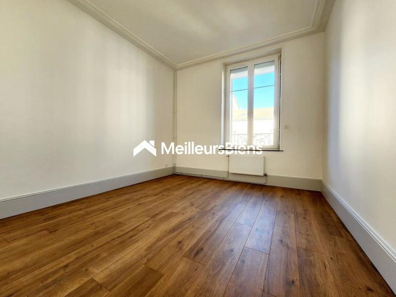 Maison de ville - 198 m² - 7 pièces