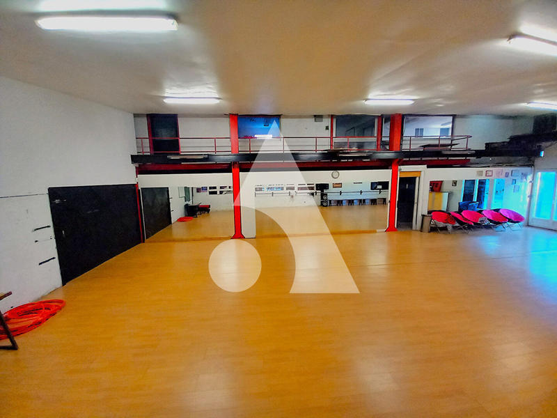 Local commercial - 435 m²