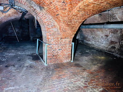 Appartement - 150 m² - 1 pièce