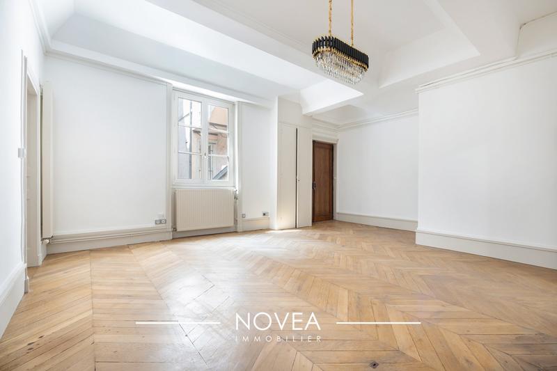 Appartement - 124 m² - 5 pièces