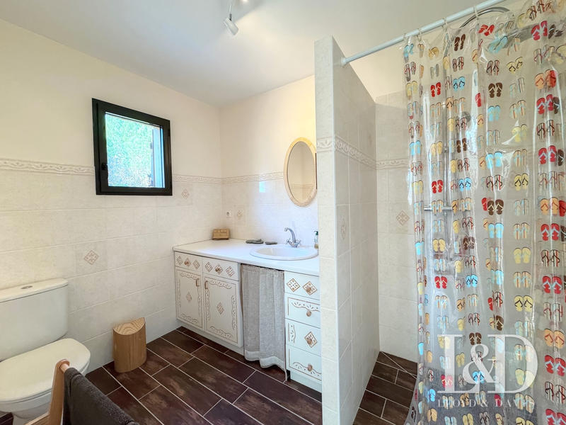 Maison - 137 m² - 6 pièces