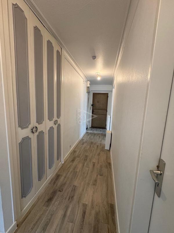 Appartement - 79 m² - 5 pièces