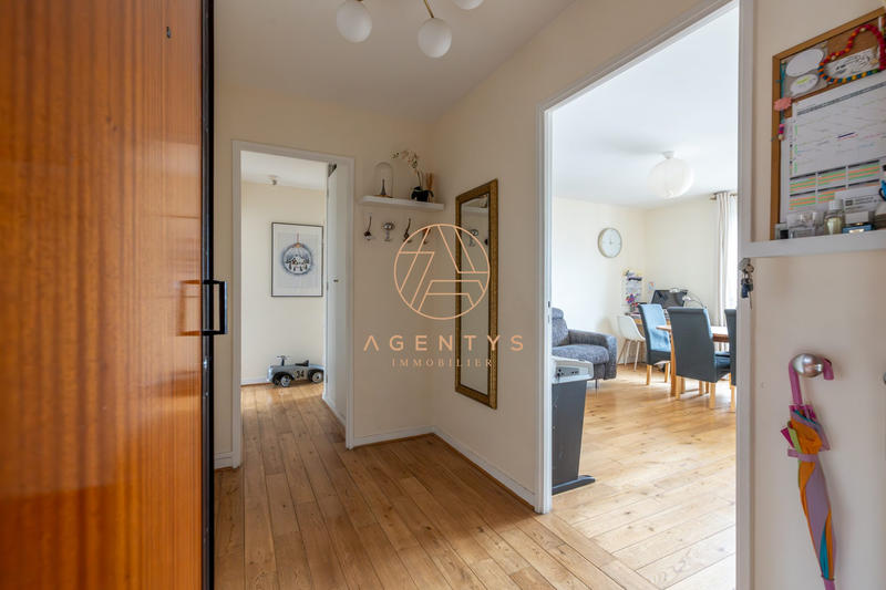 Appartement - 79 m² - 4 pièces