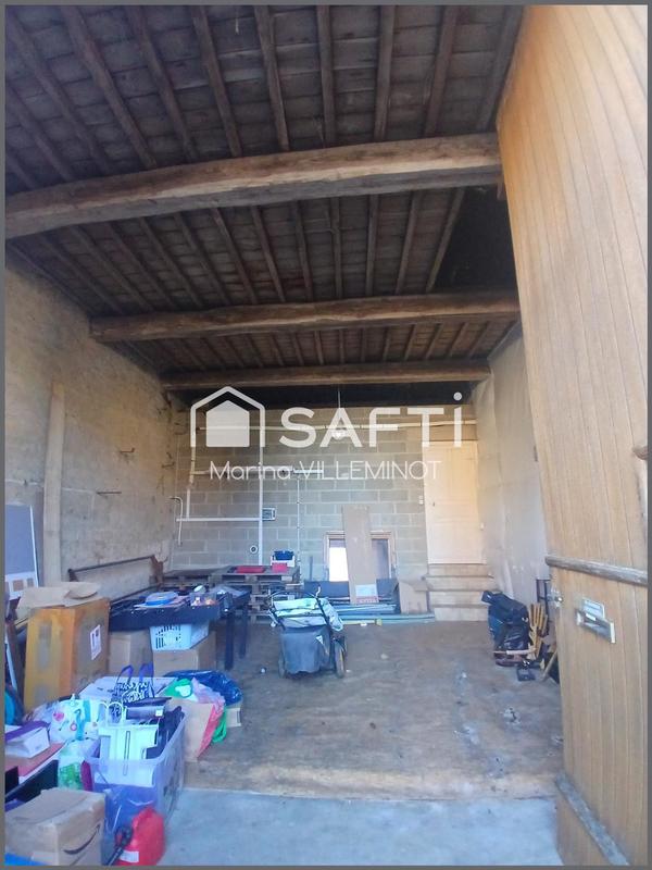 Maison - 227 m² - 7 pièces