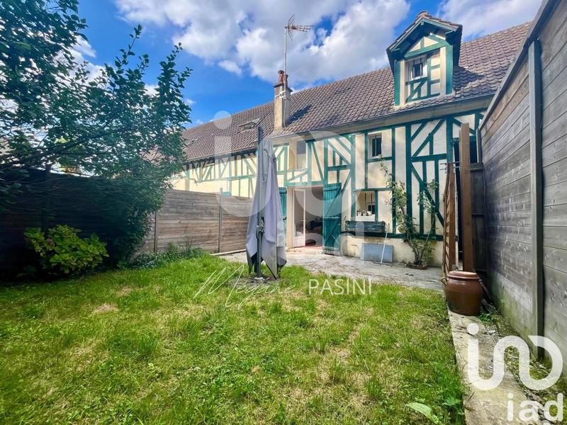 Maison de village - 80 m² - 4 pièces