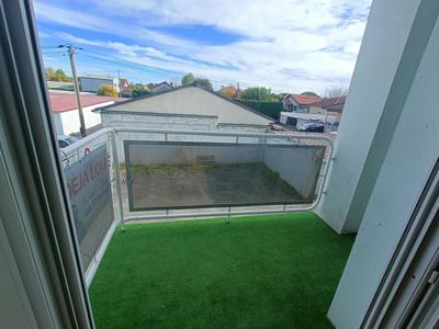 Appartement - 64 m² - 4 pièces