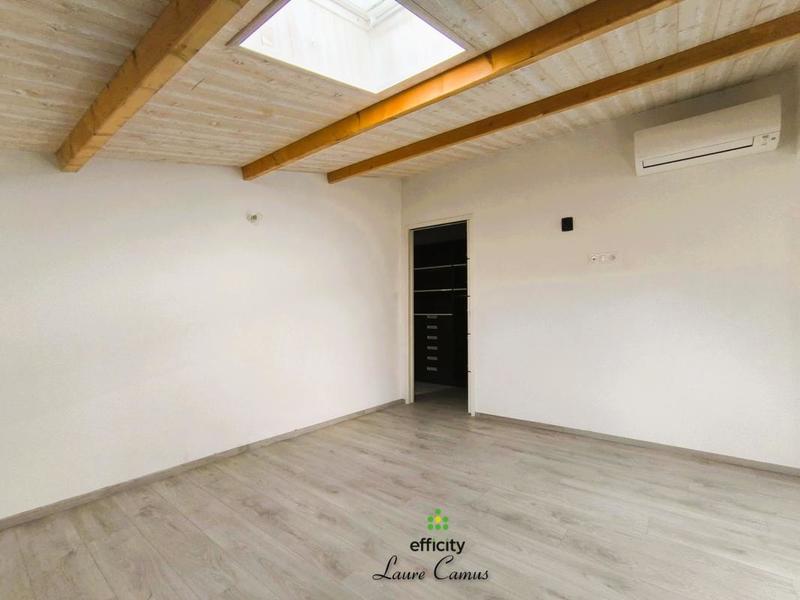 Maison - 213 m² - 6 pièces