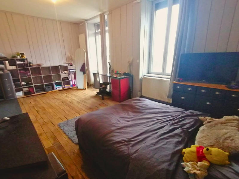 Maison - 182 m² - 6 pièces