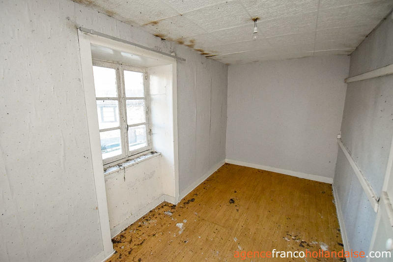 Maison en pierre - 130 m² - 7 pièces