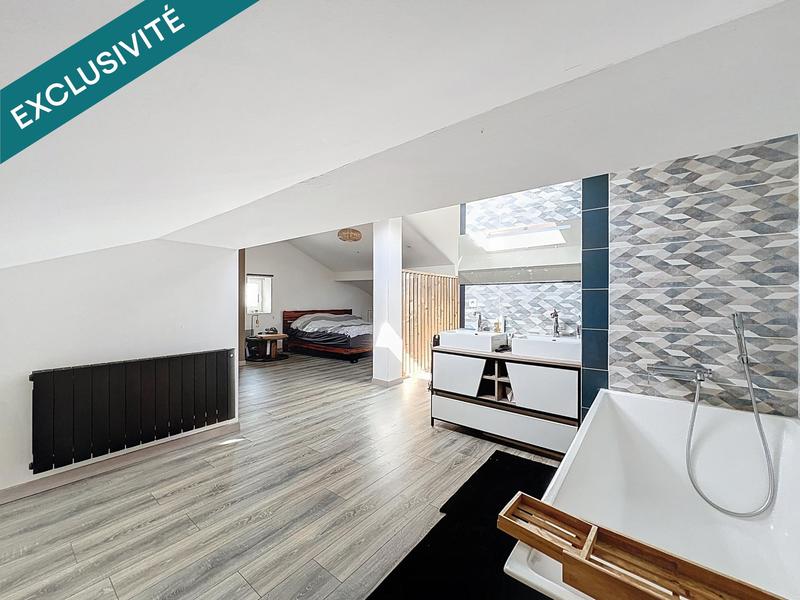 Maison - 140 m² - 6 pièces