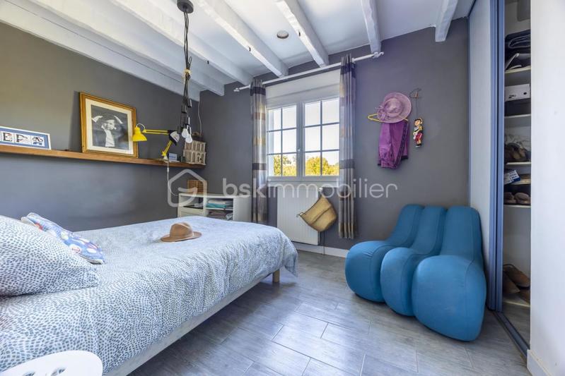 Maison - 250 m² - 9 pièces