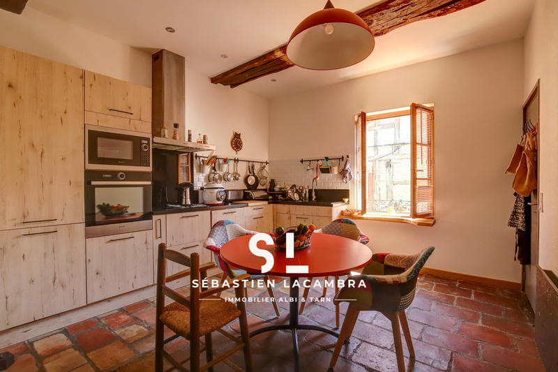 Maison de village - 180 m² - 6 pièces