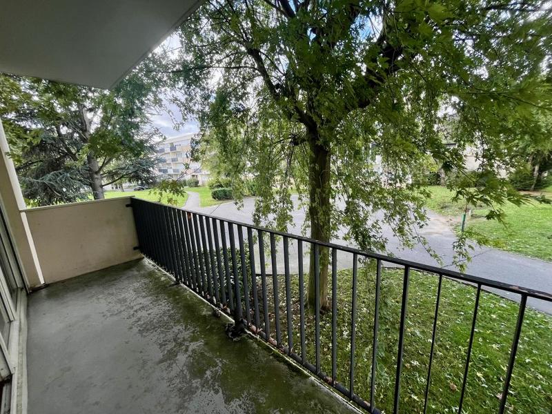 Appartement ancien - 74 m² - 4 pièces