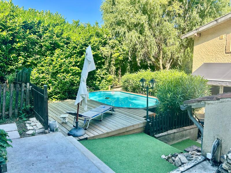 Maison - 105 m² - 4 pièces