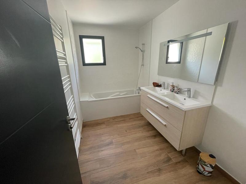 Maison - 81 m² - 4 pièces