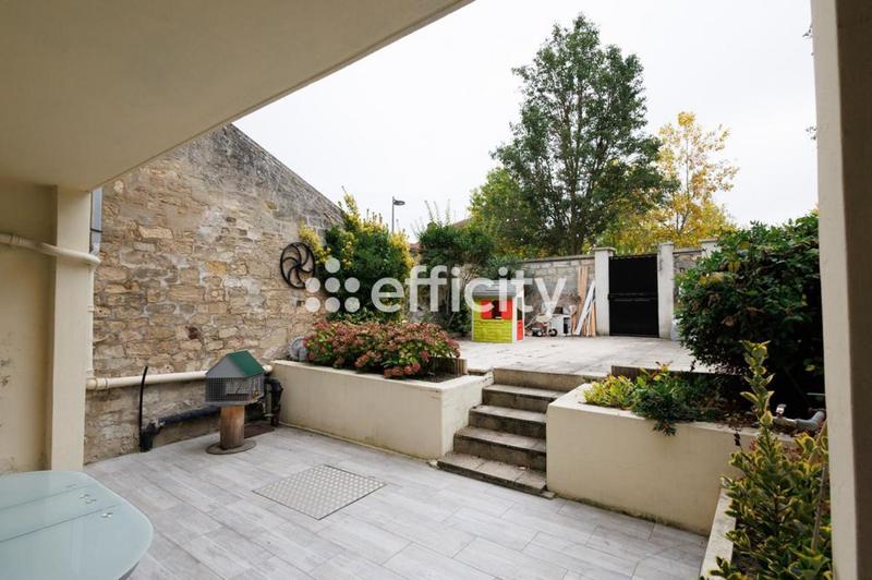 Maison - 117 m² - 8 pièces