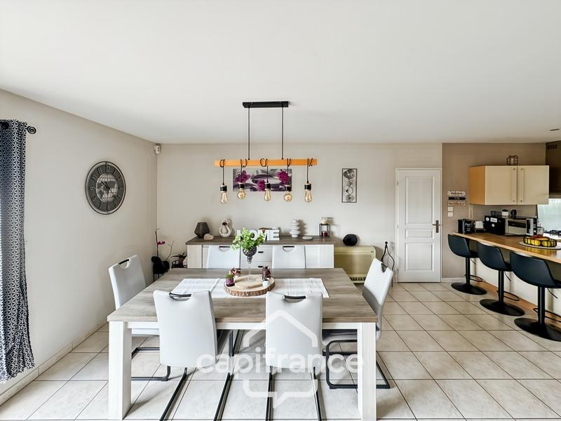 Maison - 103 m² - 5 pièces