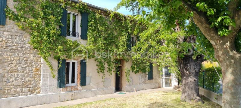 Mas - 150 m² - 7 pièces